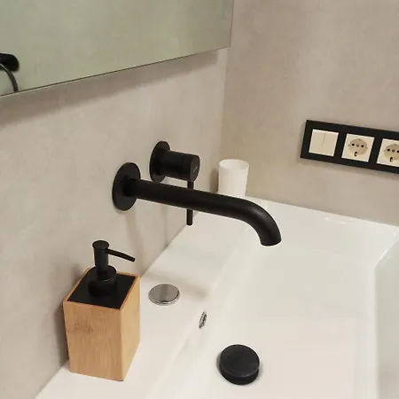 New Near The Palm Tree *