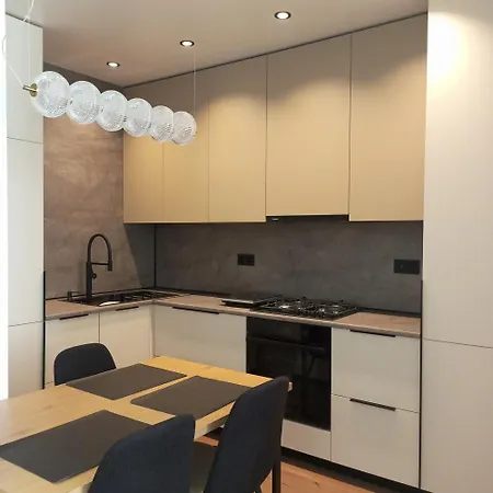 Appartamento New Near The Palm Tree *